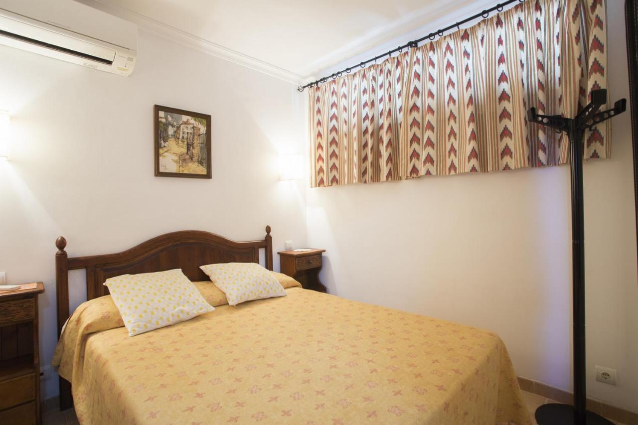 Puerto De Pollensa Villa: Mountain Retreat Near Port de Pollença