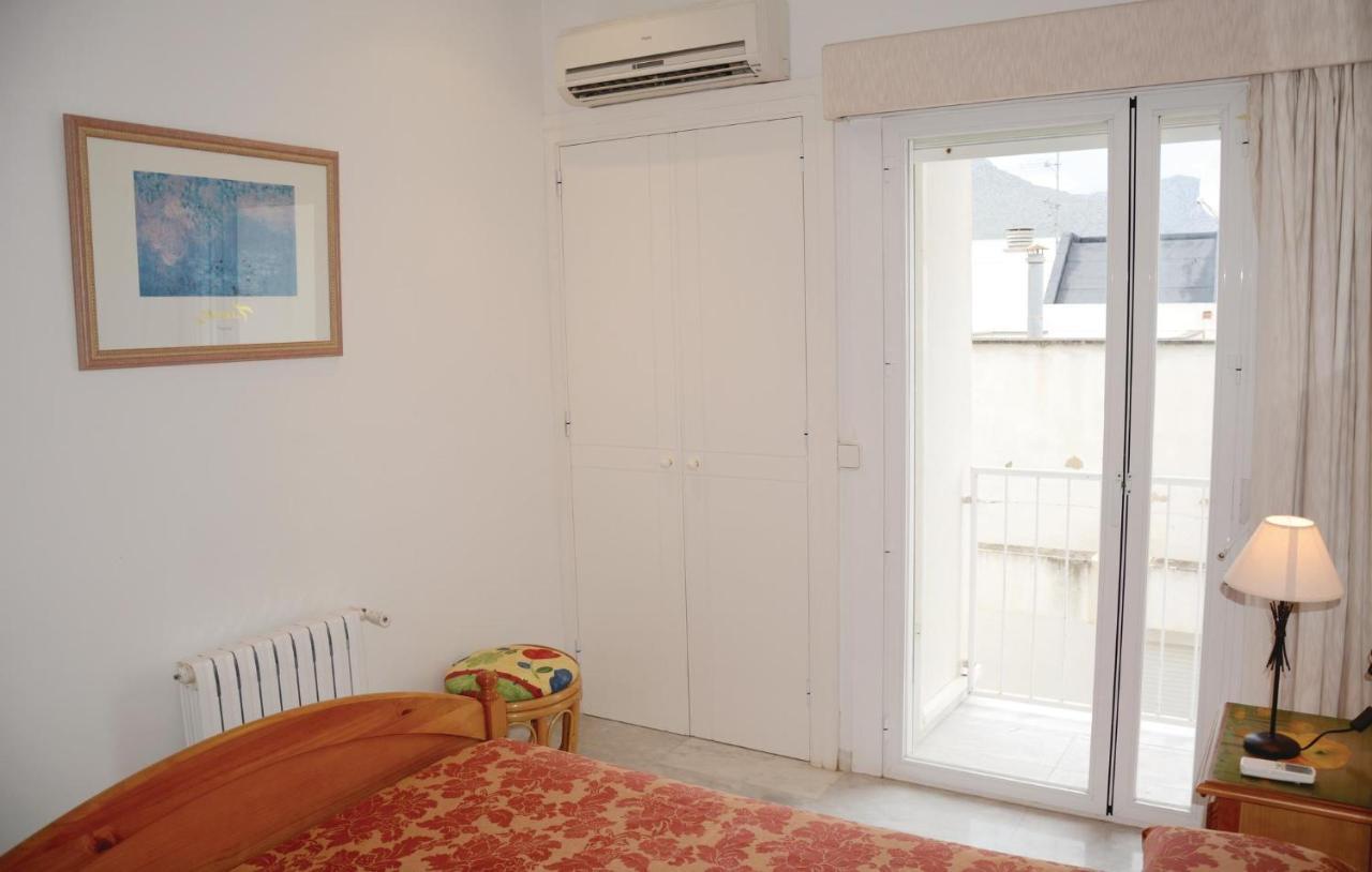 Stunning In With Wifi Apartment