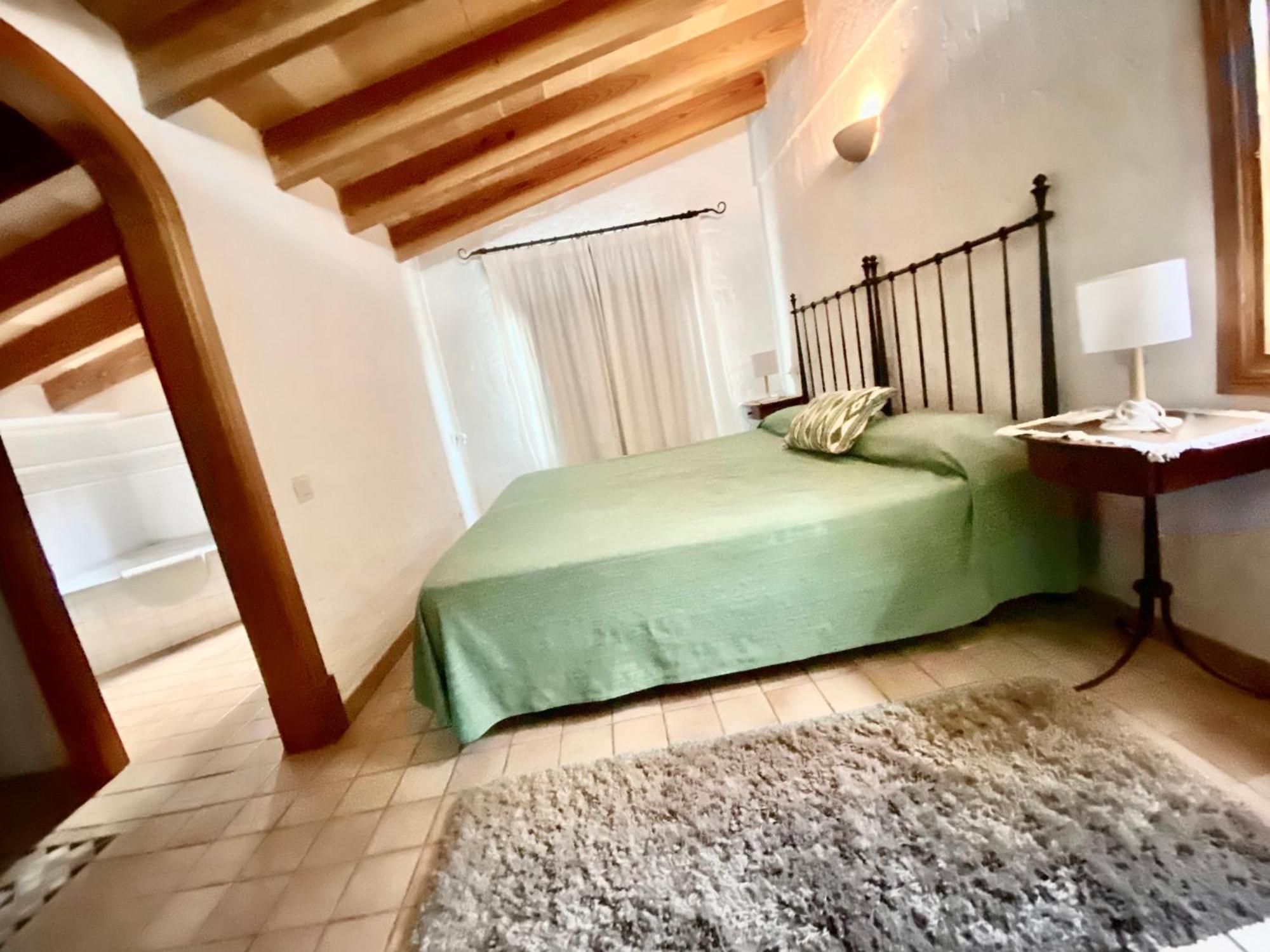 Puerto De Pollensa Villa: Mountain Retreat Near Apartamento *
