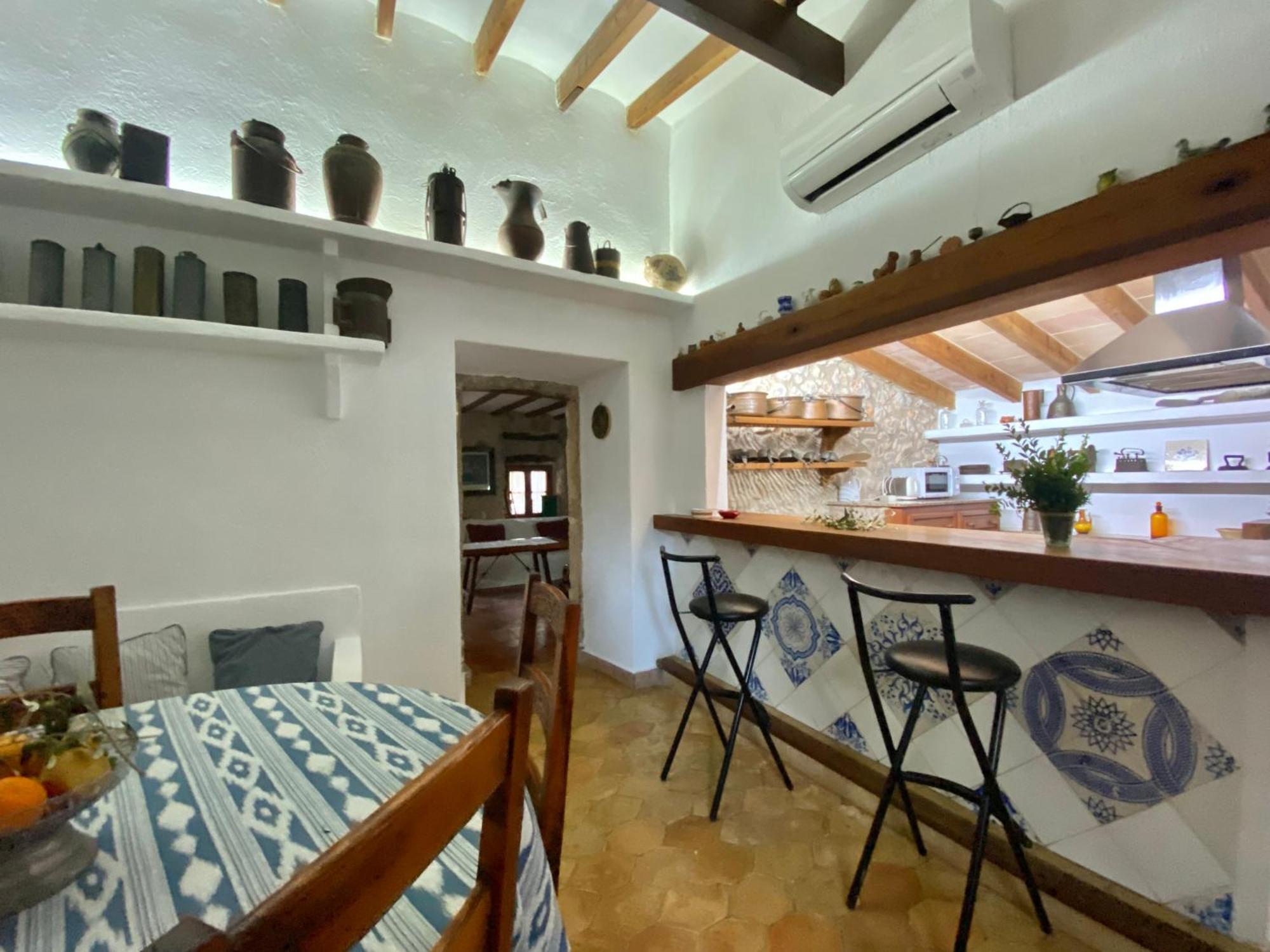 Puerto De Pollensa Villa: Mountain Retreat Near Apartamento *