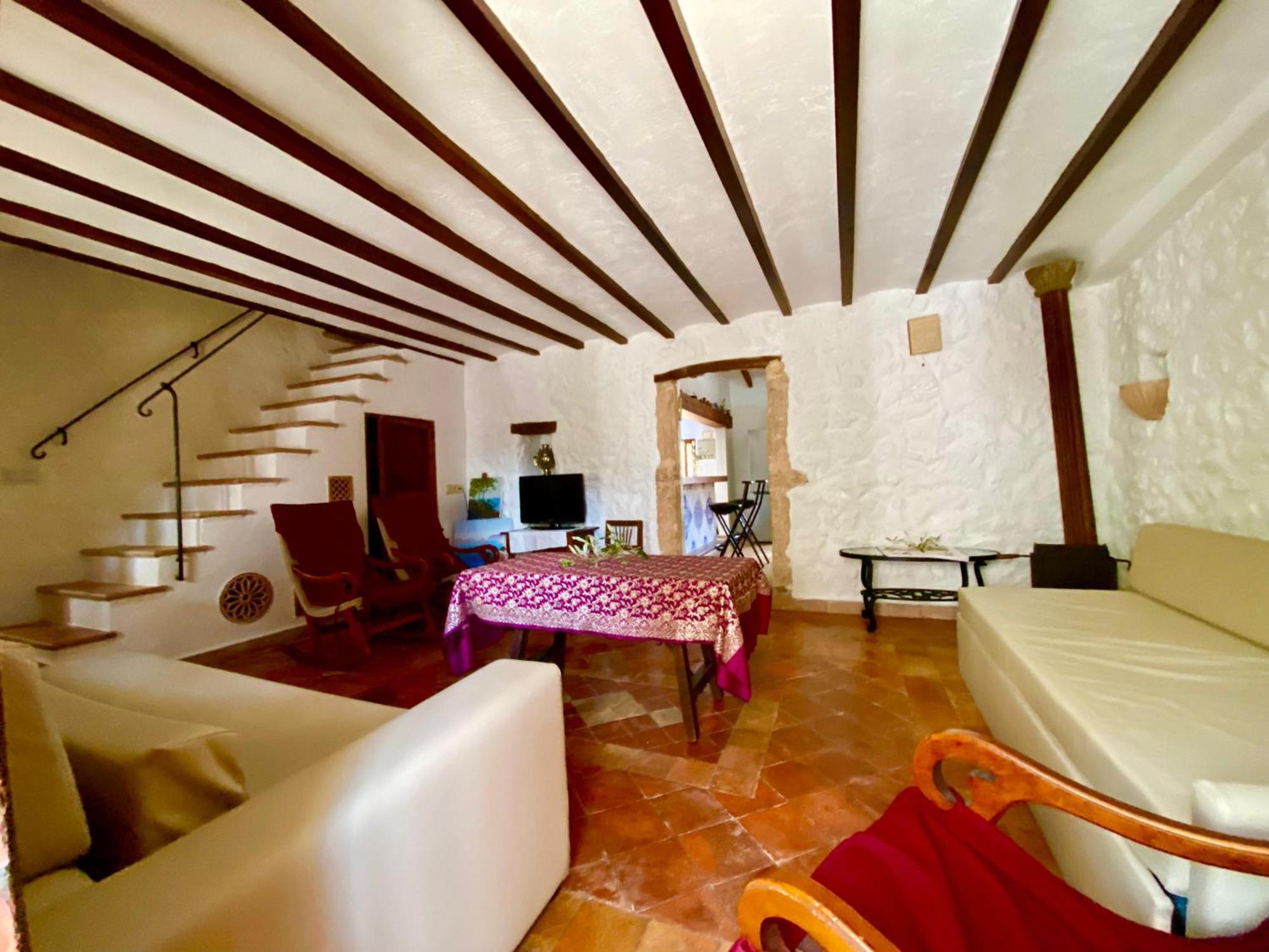 Apartamento Puerto De Pollensa Villa: Mountain Retreat Near Port de Pollença