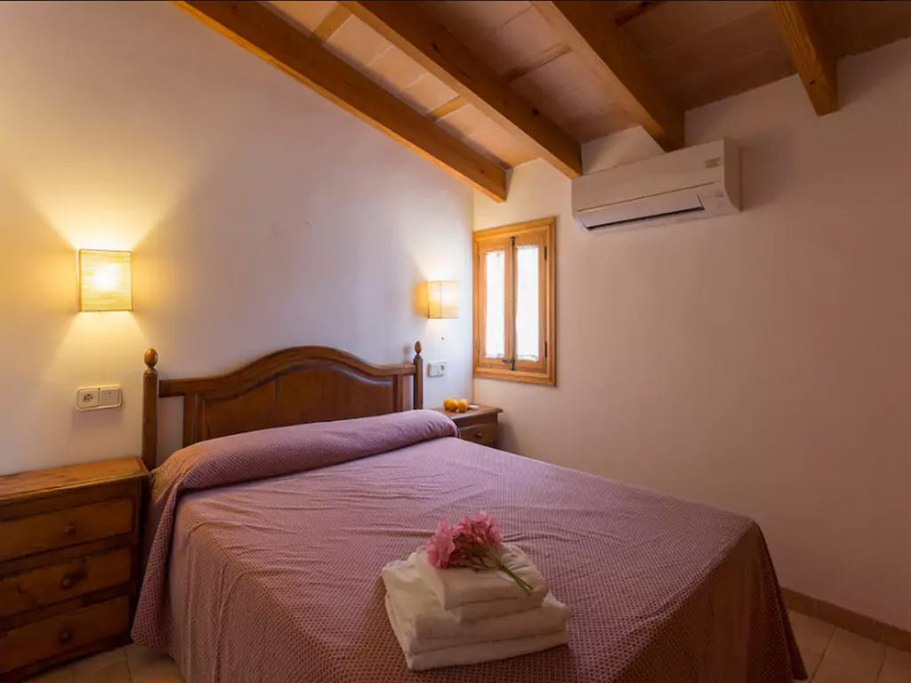 Puerto De Pollensa Villa: Mountain Retreat Near
