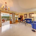 Veles 3 Apartment