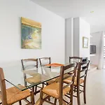 Isabela 2B-3 Habitaciones Con Atico