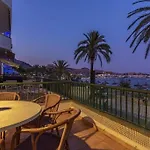 Fabulous Apartment With Beach Views In Puerto Pollensa By Renthousing