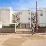 Beachfront Apartment Sivella Mar By Sealand Villas