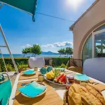 Stunning Villa With Private Pool