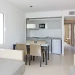 Apts. Hoposa Pollensamar