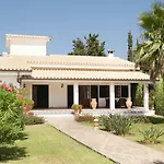 Villa Cipreses