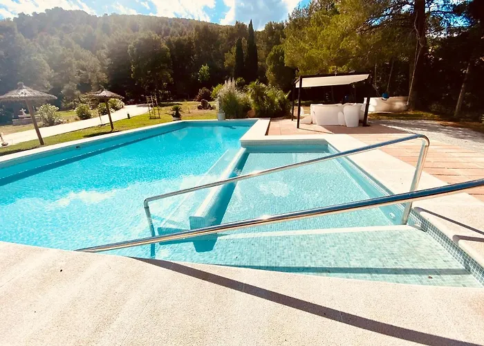 Private Villas Puerto Pollensa For Family Groups, Private Mountain Ideal For Runners, Trailers, Hikers, It Is Approximately 3 Minute Walk From The Beach