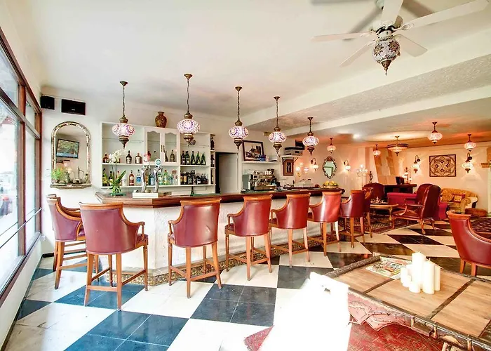 Hostal Paris