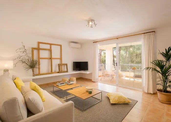 Hibiscus Apartment