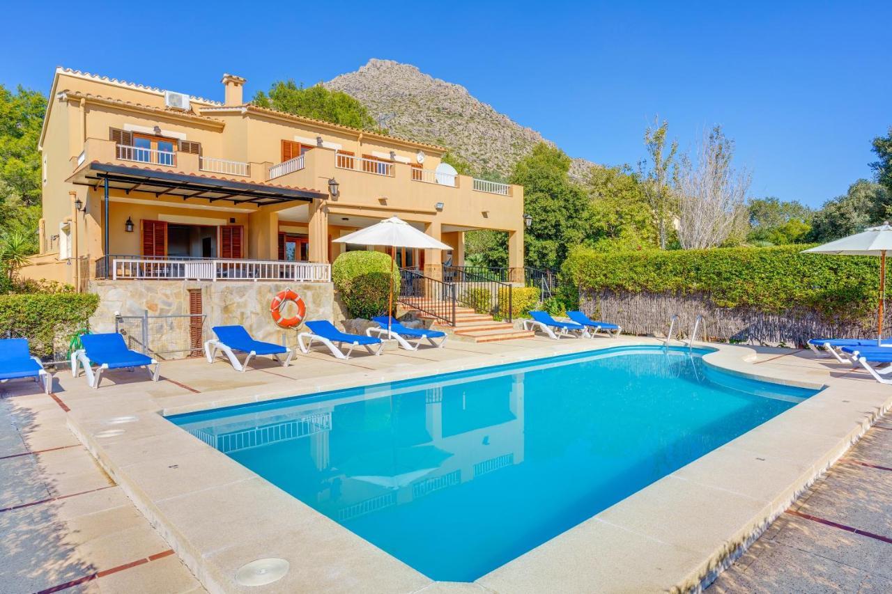 Holiday home Luis Vives