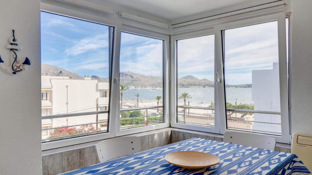 Apartment Seaside Oasis: Beachfront 2br With Jacuzzi Terrace *