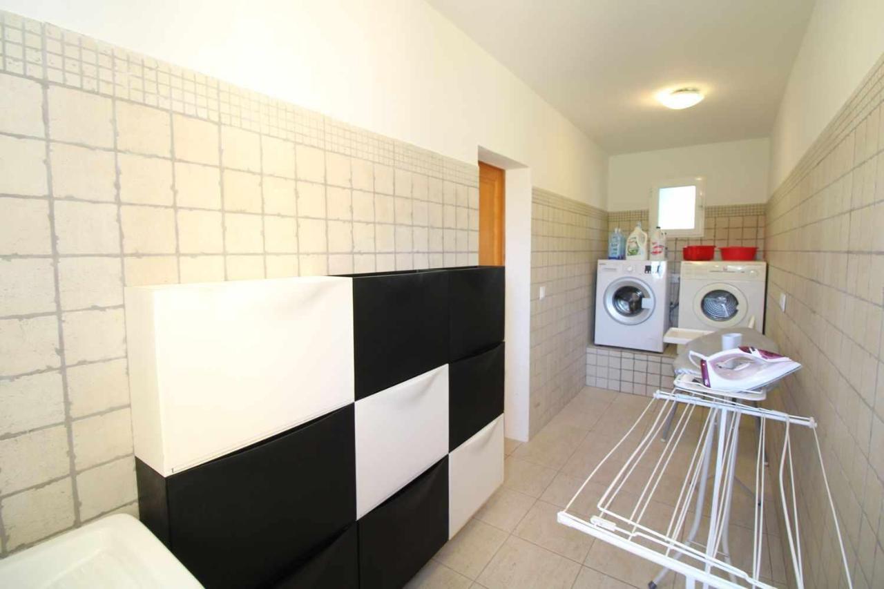 Holiday home Gato Den Vives Casa 4 Con Piscina