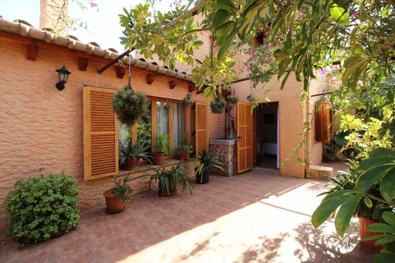Holiday home Gato Den Vives Casa 4 Con Piscina