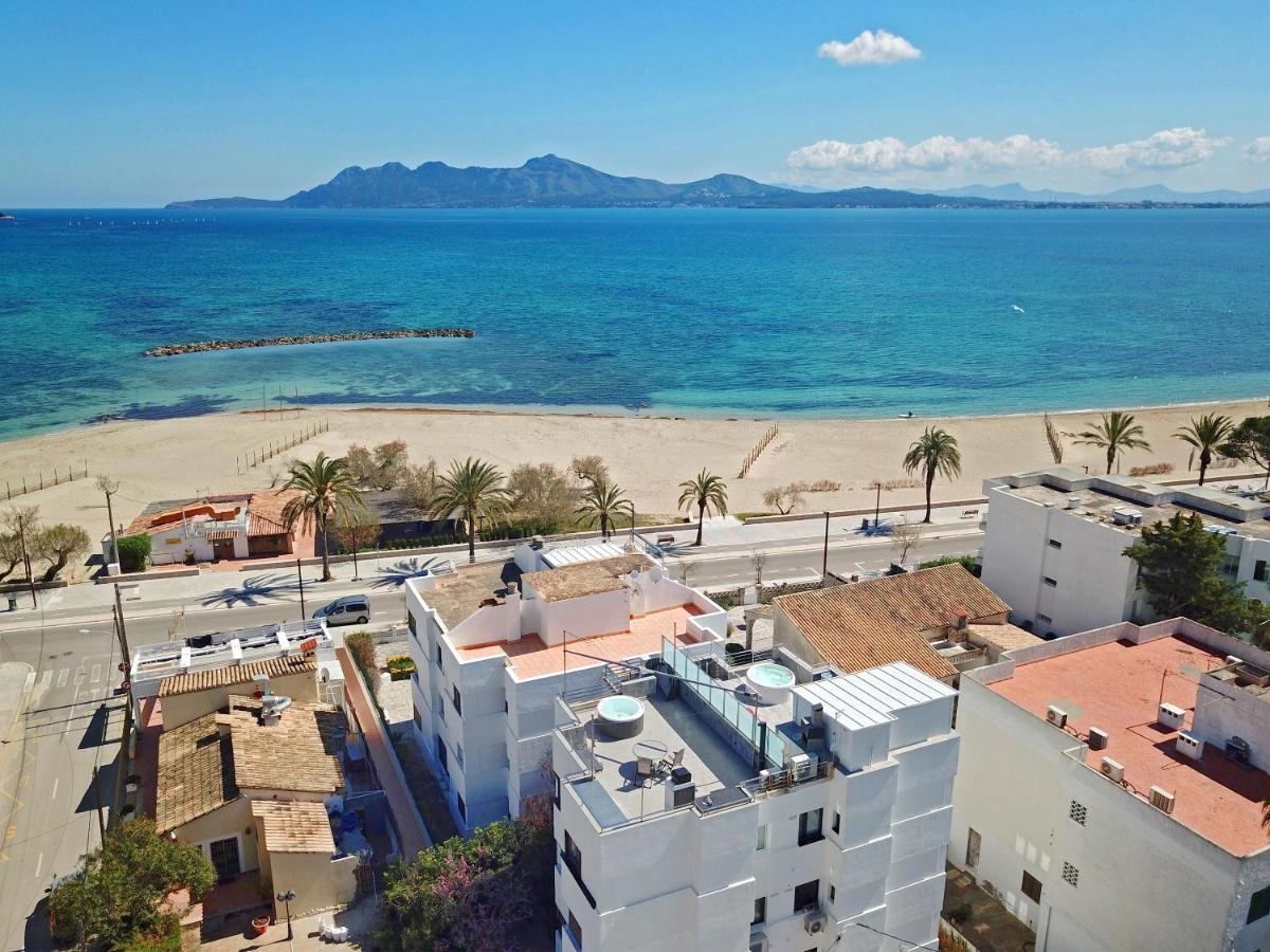Seaside Oasis: Beachfront 2br With Jacuzzi Terrace Apartment *