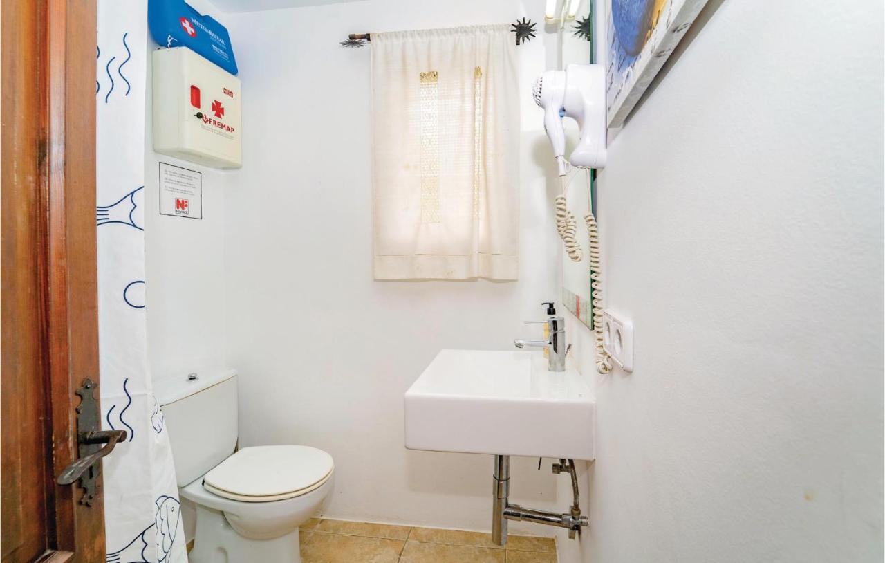 Amazing In Puerto De Pollensa With 4 Bedrooms, Private Swimming Pool And Outdoor Swimming Pool Casa de férias