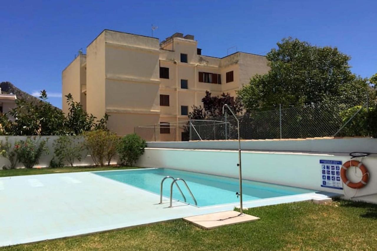 Apartment Flip Flop