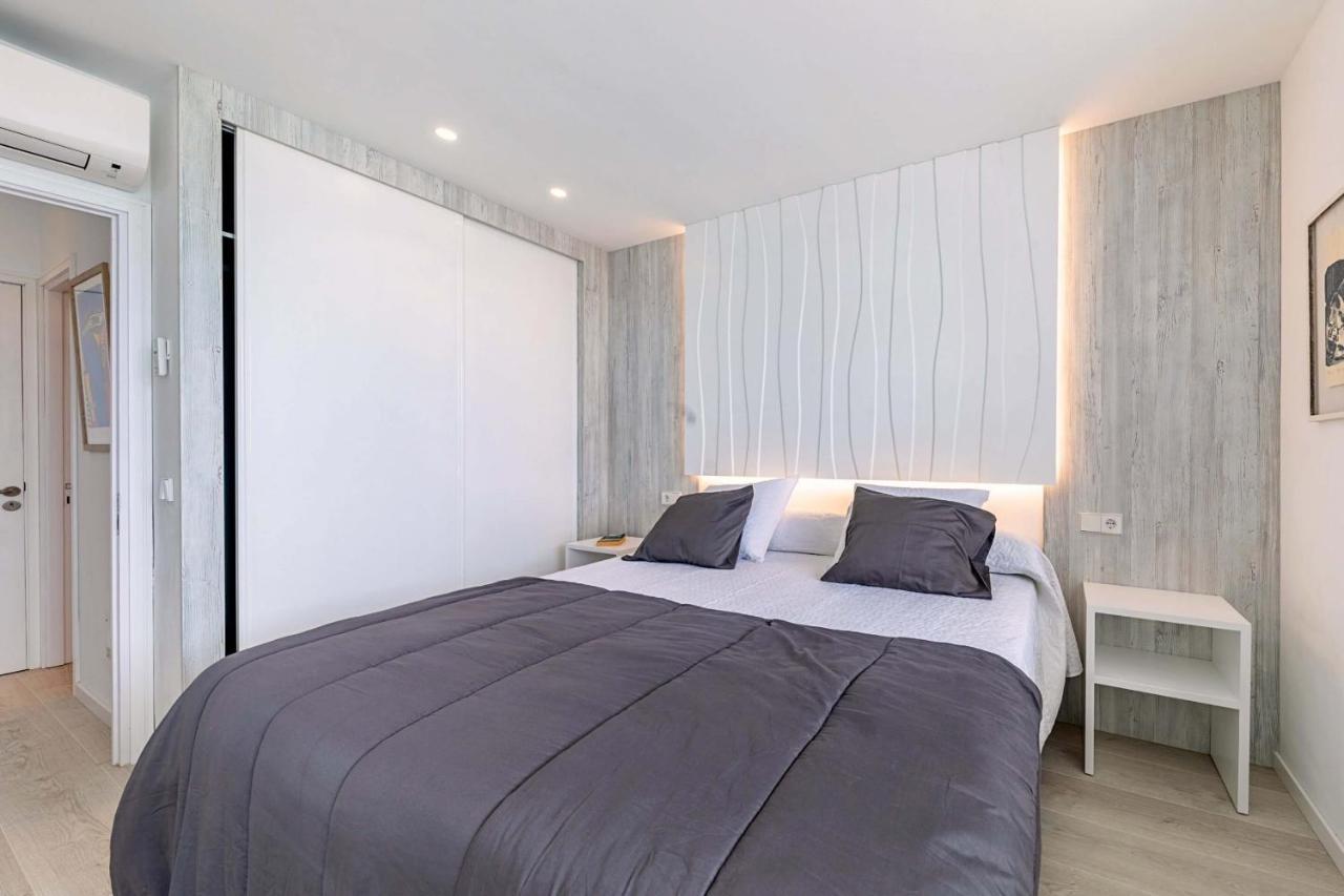 Beachfront Sivella Mar By Sealand Apartment