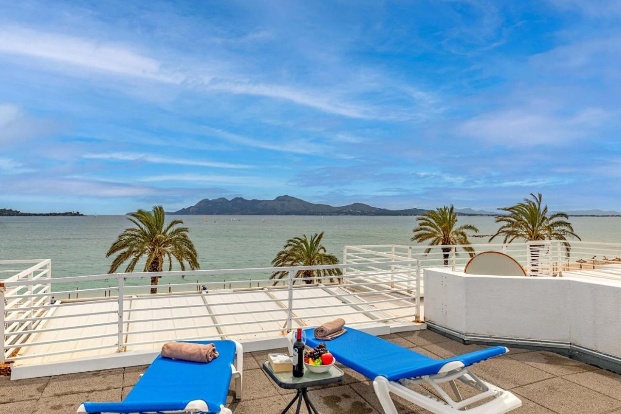 Beachfront Sivella Mar By Sealand Apartment