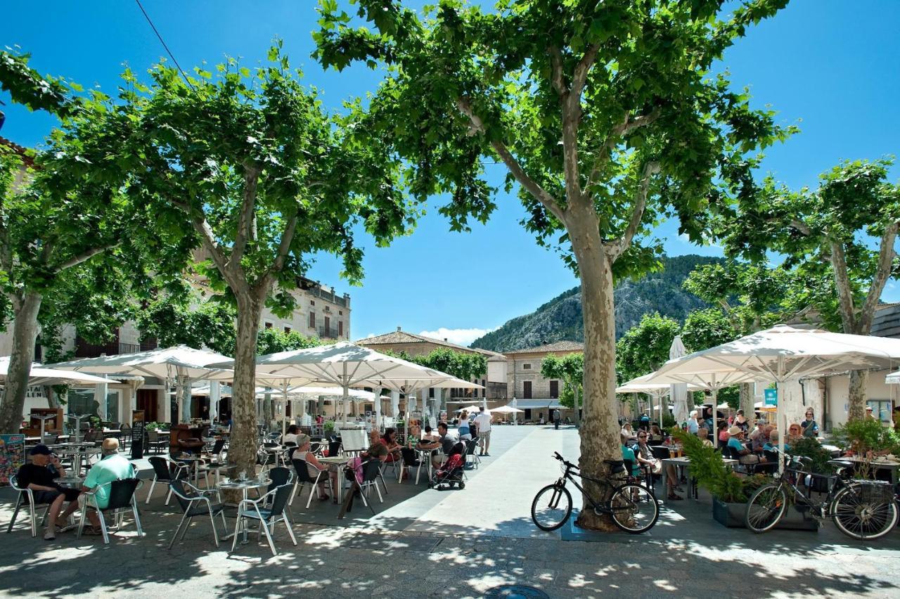 Vidrier Ii By Villa Port de Pollenca