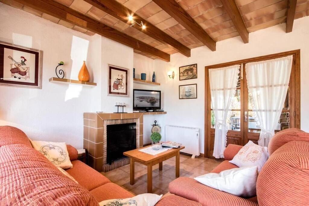 Cozy House Near Port De Pollensa By Renthousing Holiday home Port de Pollenca