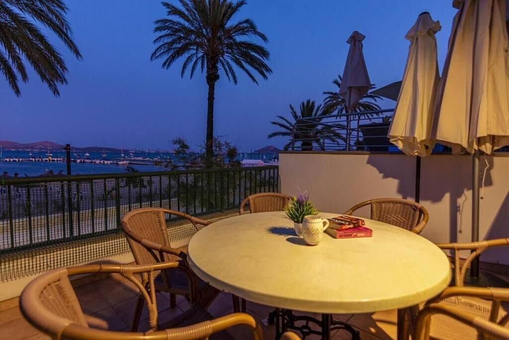 Fabulous With Views In By Renthousing Apartment *