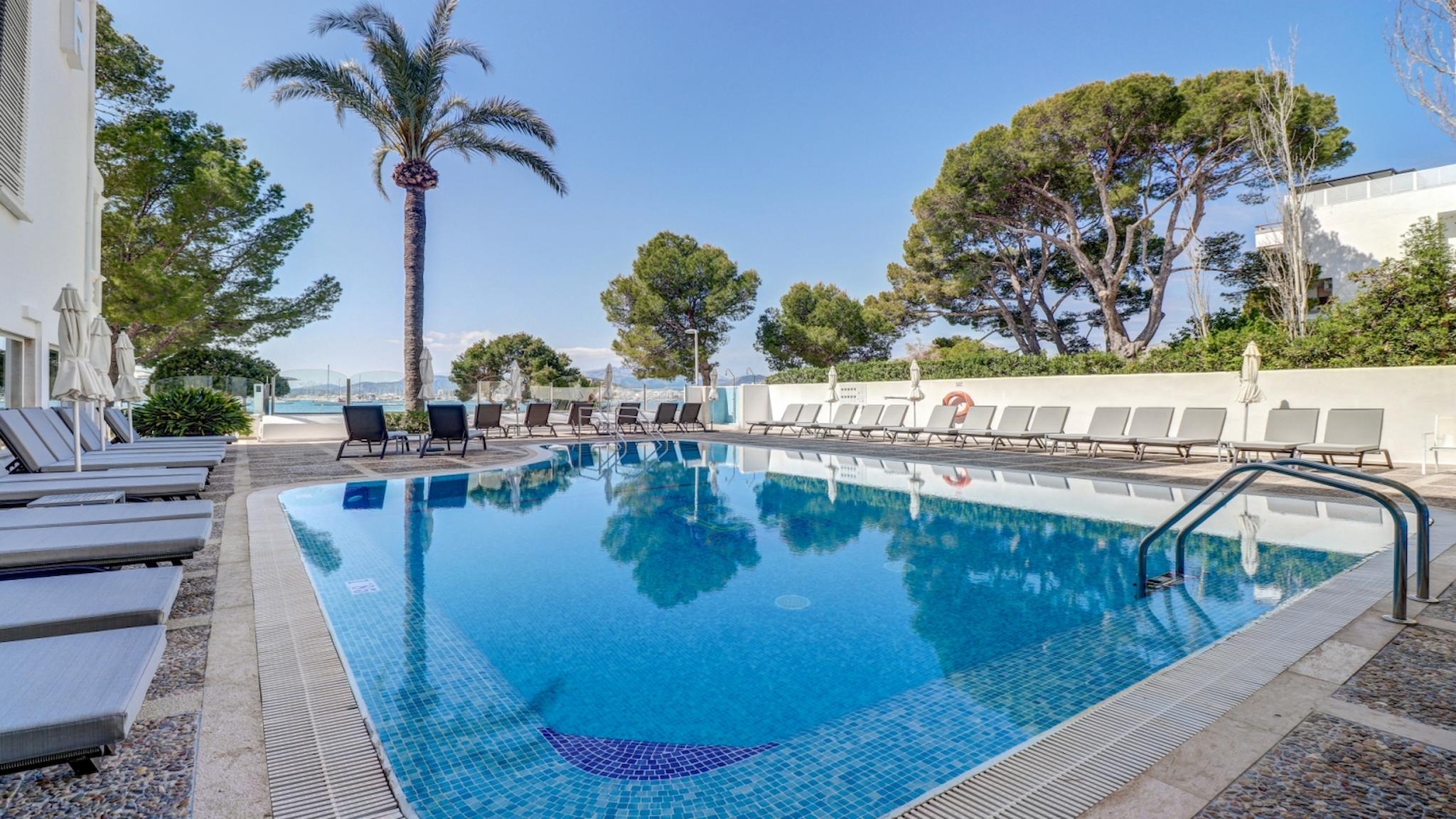 Illa D'or & Club Apts 4* Sup Hotel Port de Pollenca