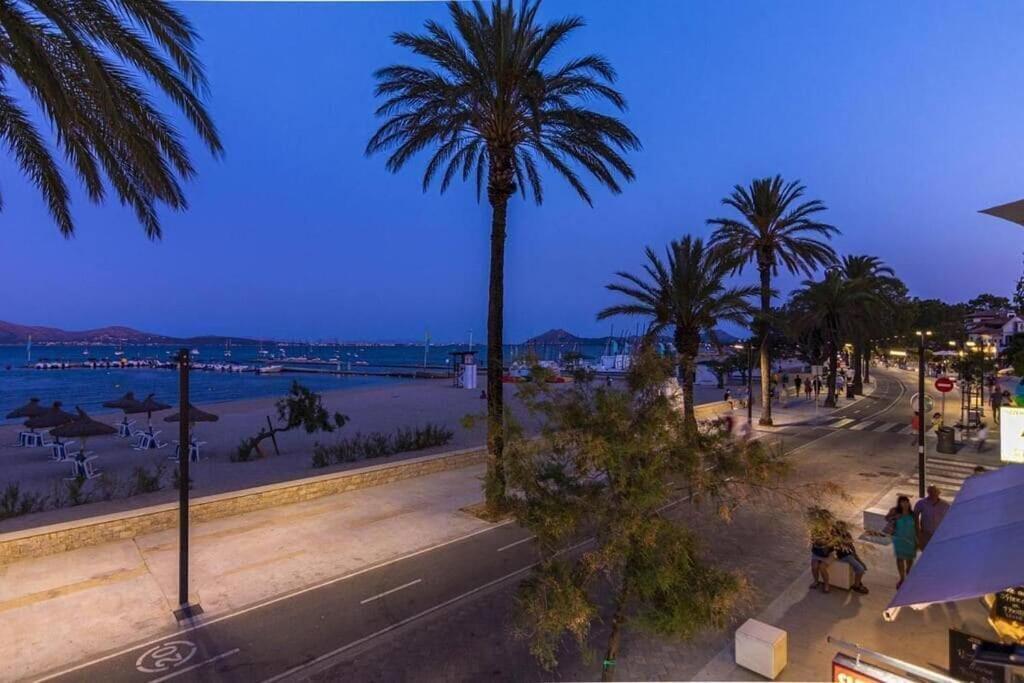 Fabulous With Views In By Renthousing Apartment