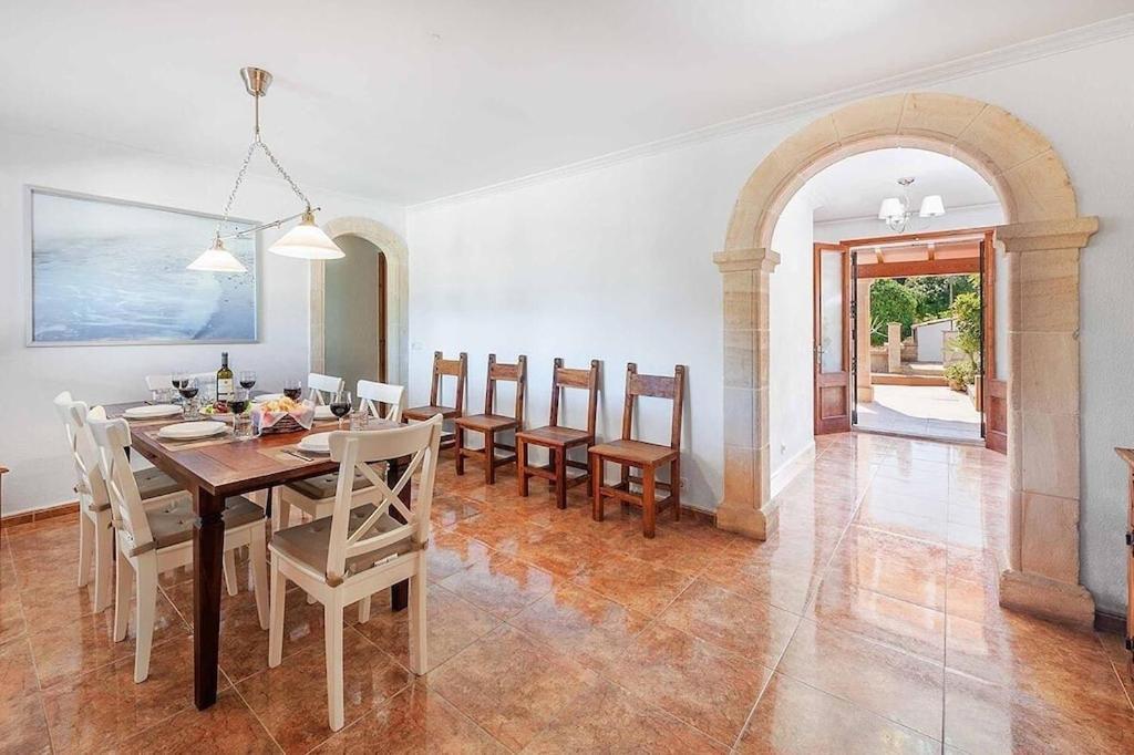 6 Bedroom A Very Short To Port Pollensa By Renthousing * Port de Pollença