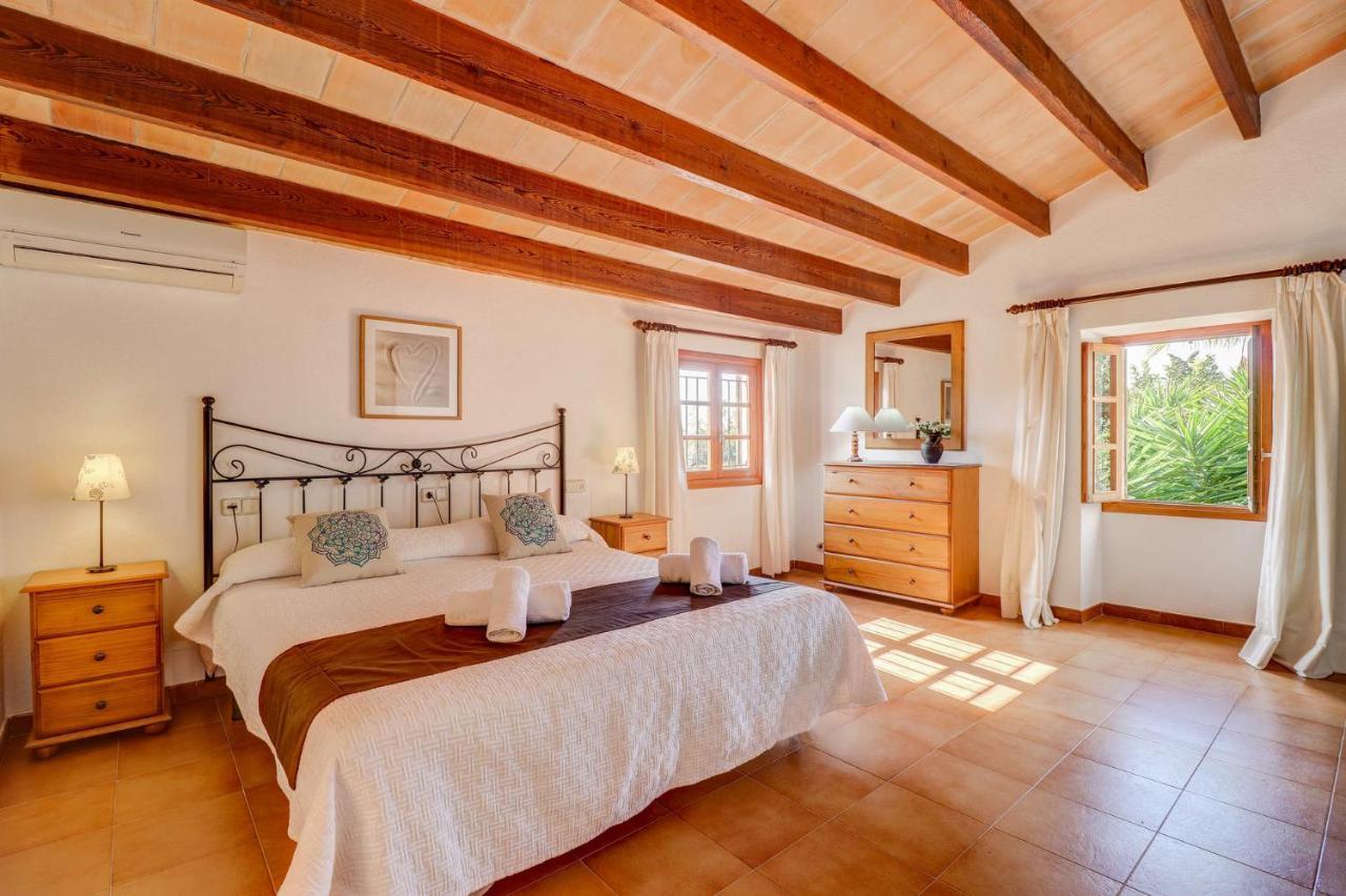 Villa Segui By *