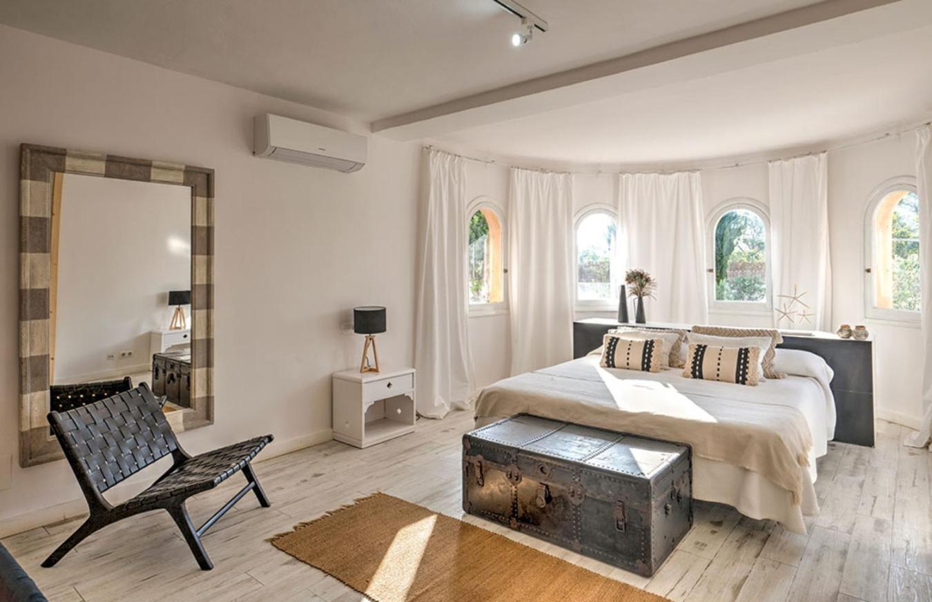 Torrens Villa