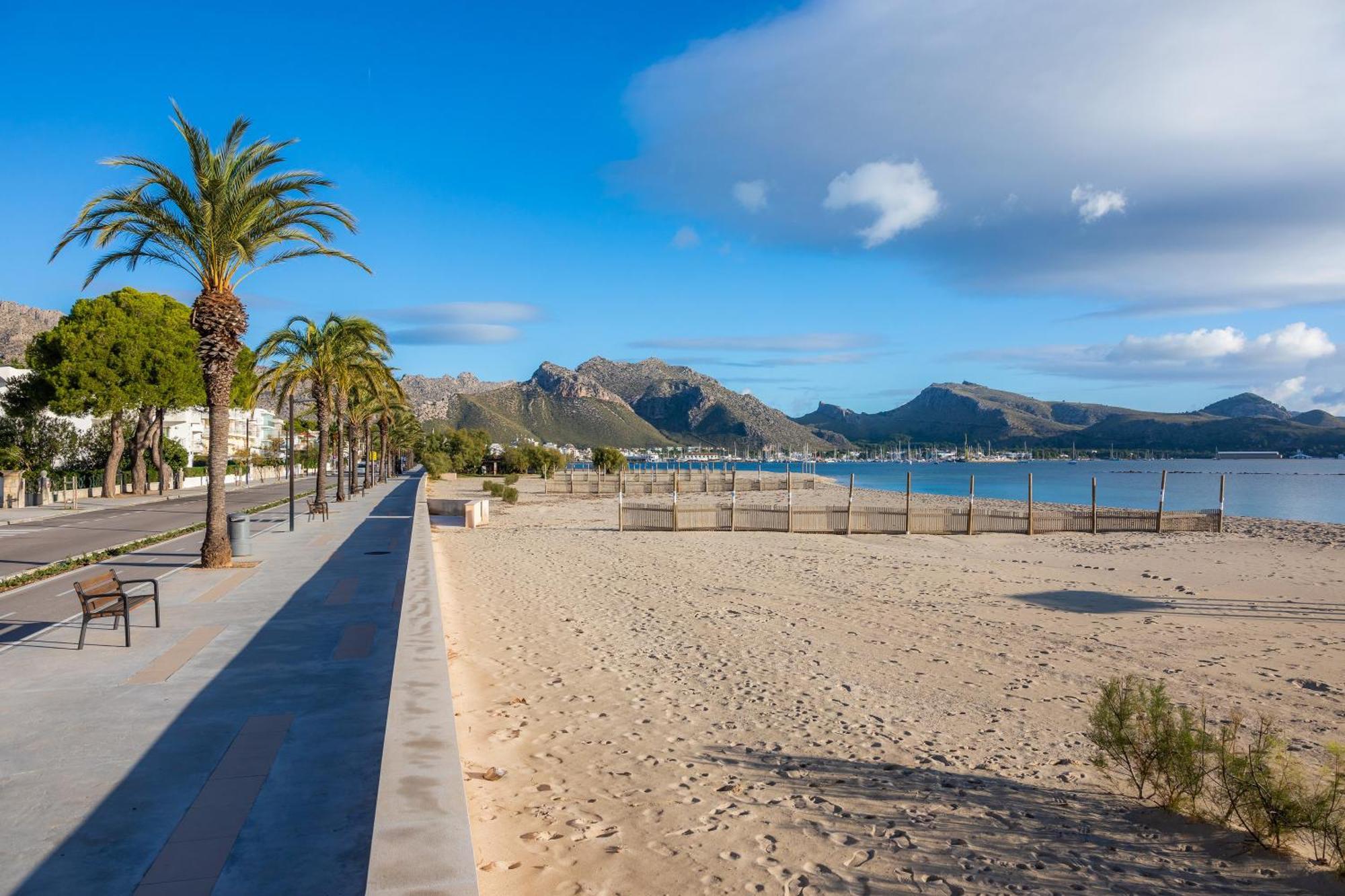 Moderno Duplex Con Vistas Al Mar *