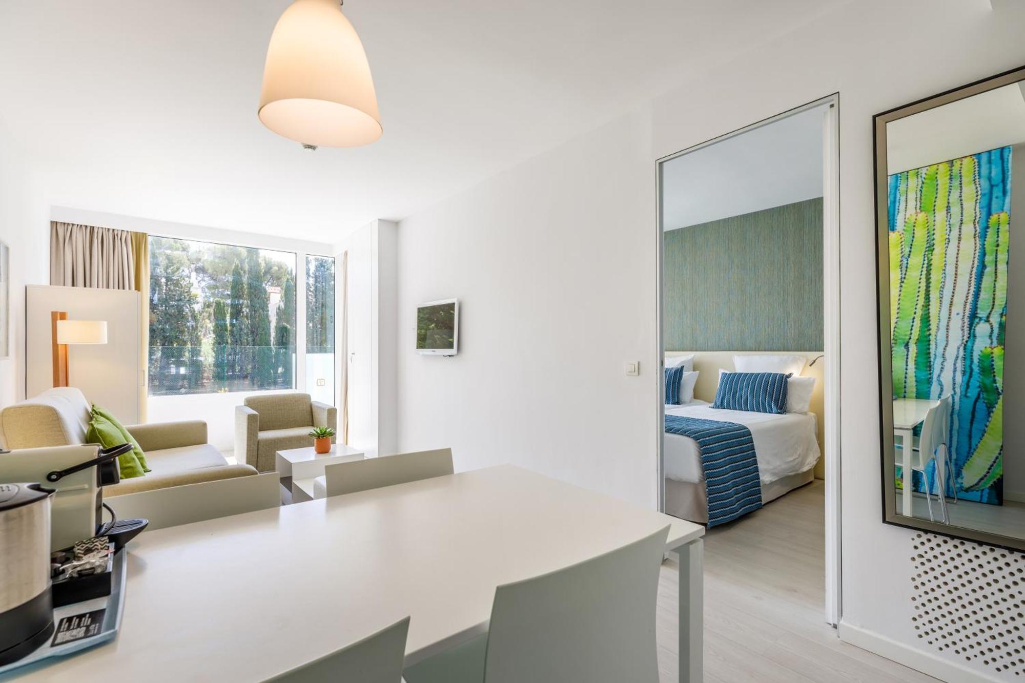 Illa D'or & Club Apts 4* Sup 4*