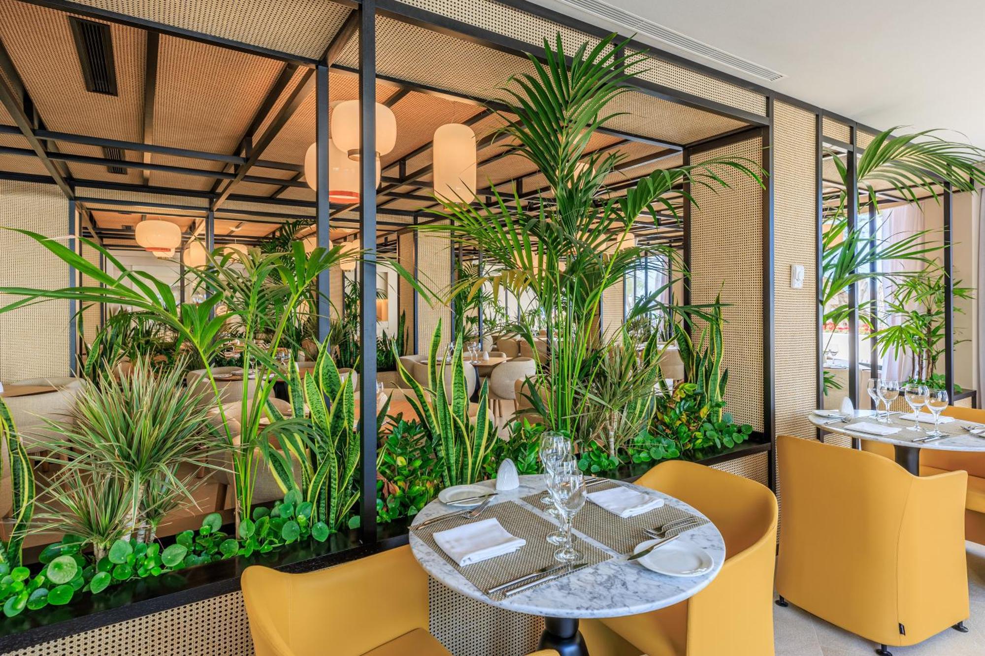 Illa D'or & Club Apts 4* Sup Hotel Port de Pollenca