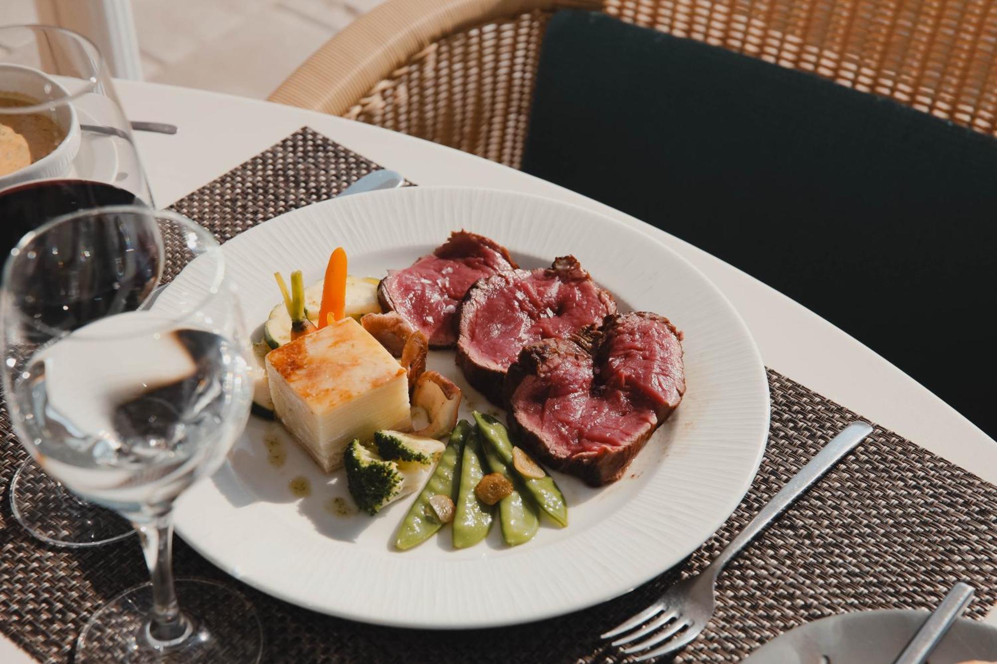 Illa D'or & Club Apts 4* Sup Hotel 4*