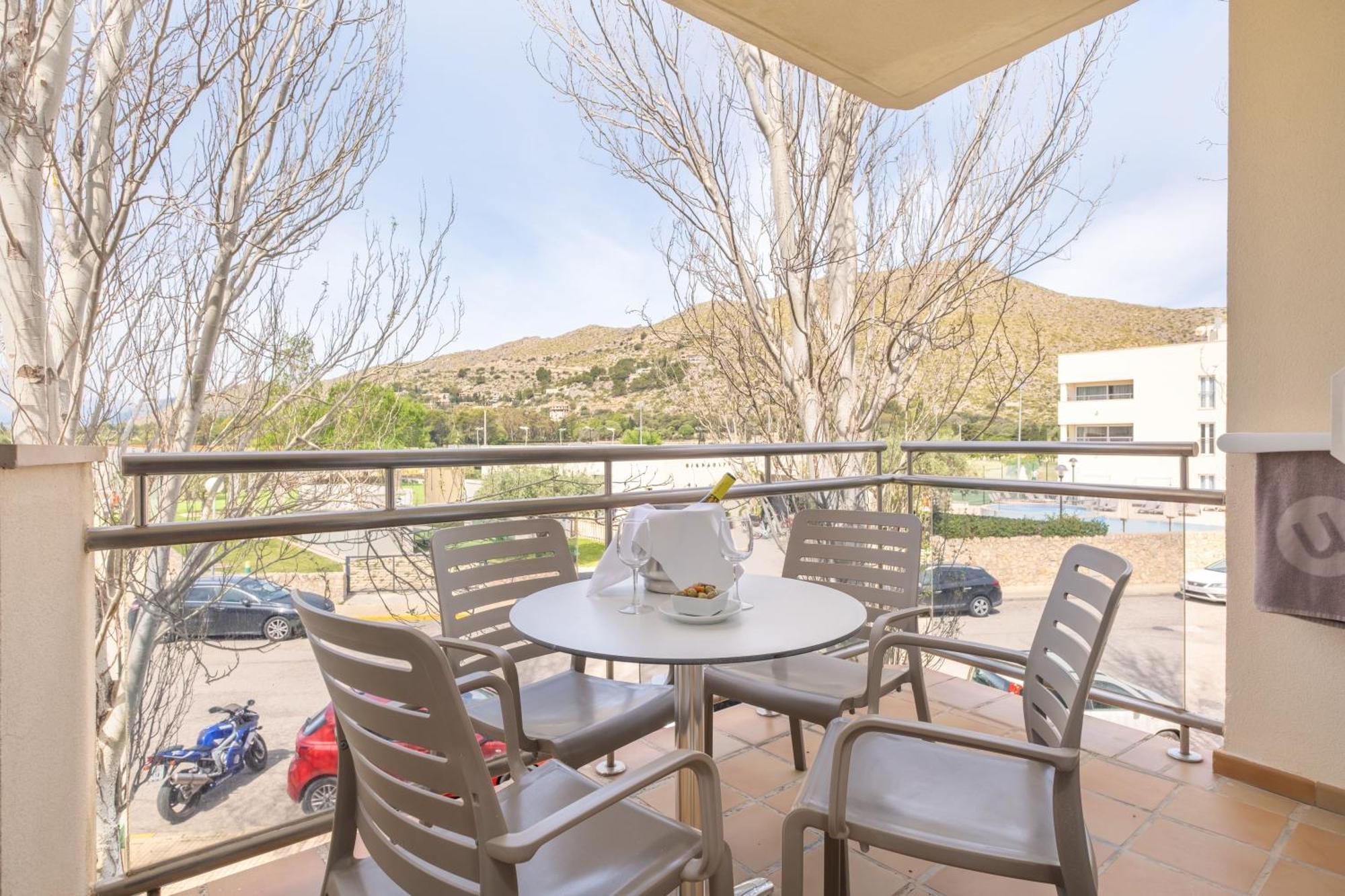 Hotel de apartamente Duva & 4*