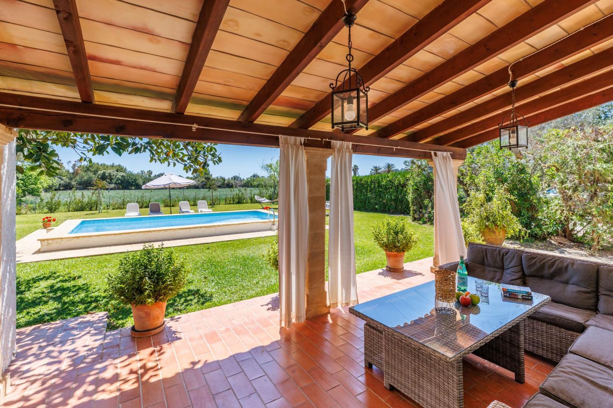 Avinent Chalet *