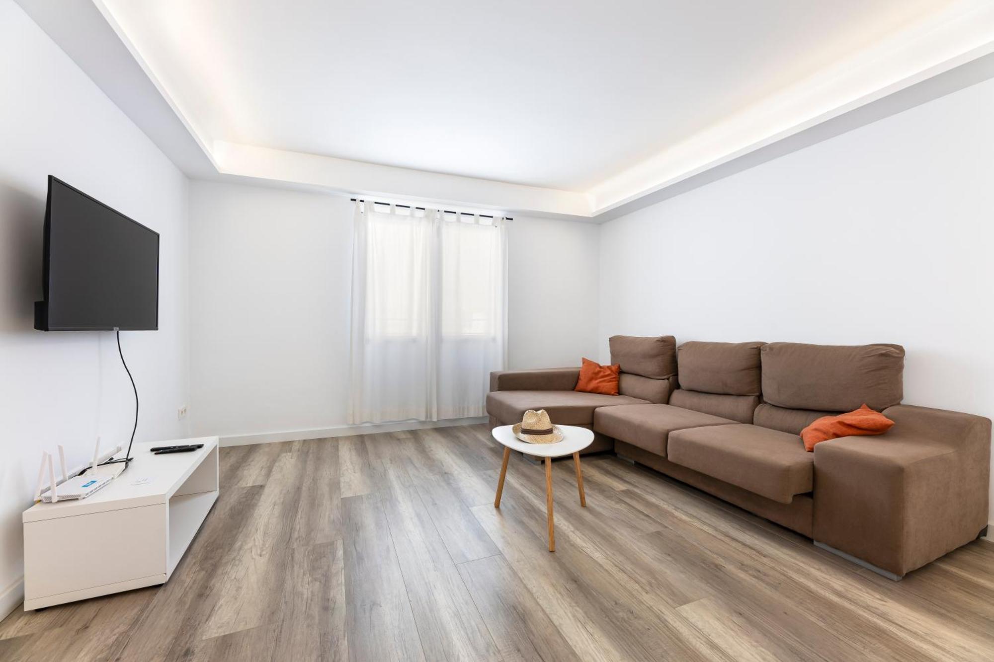 Albercutx Pollentia 4 *