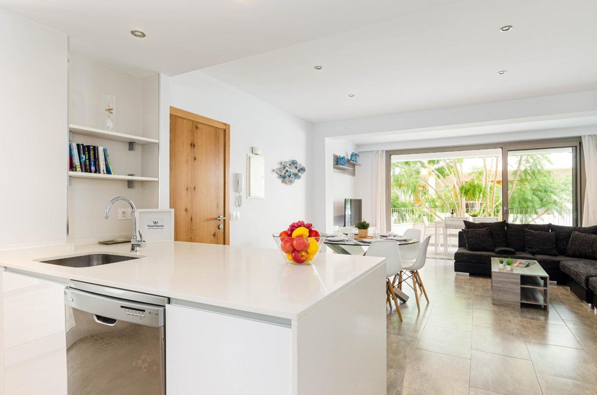Apartament Yourhouse Cortana *