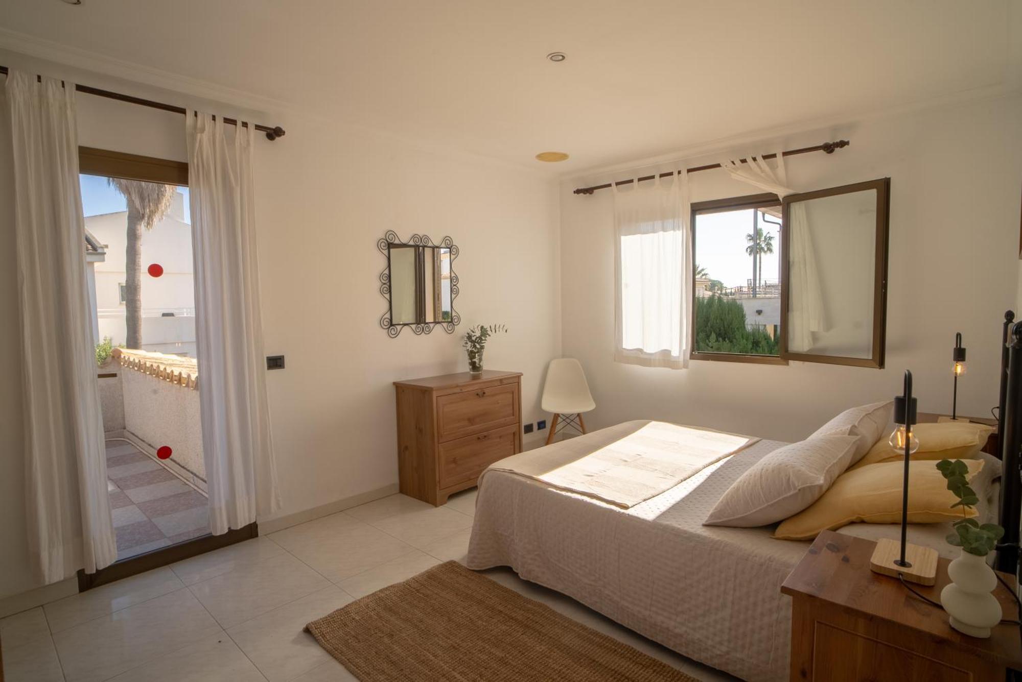 House Llenaire Holiday home *