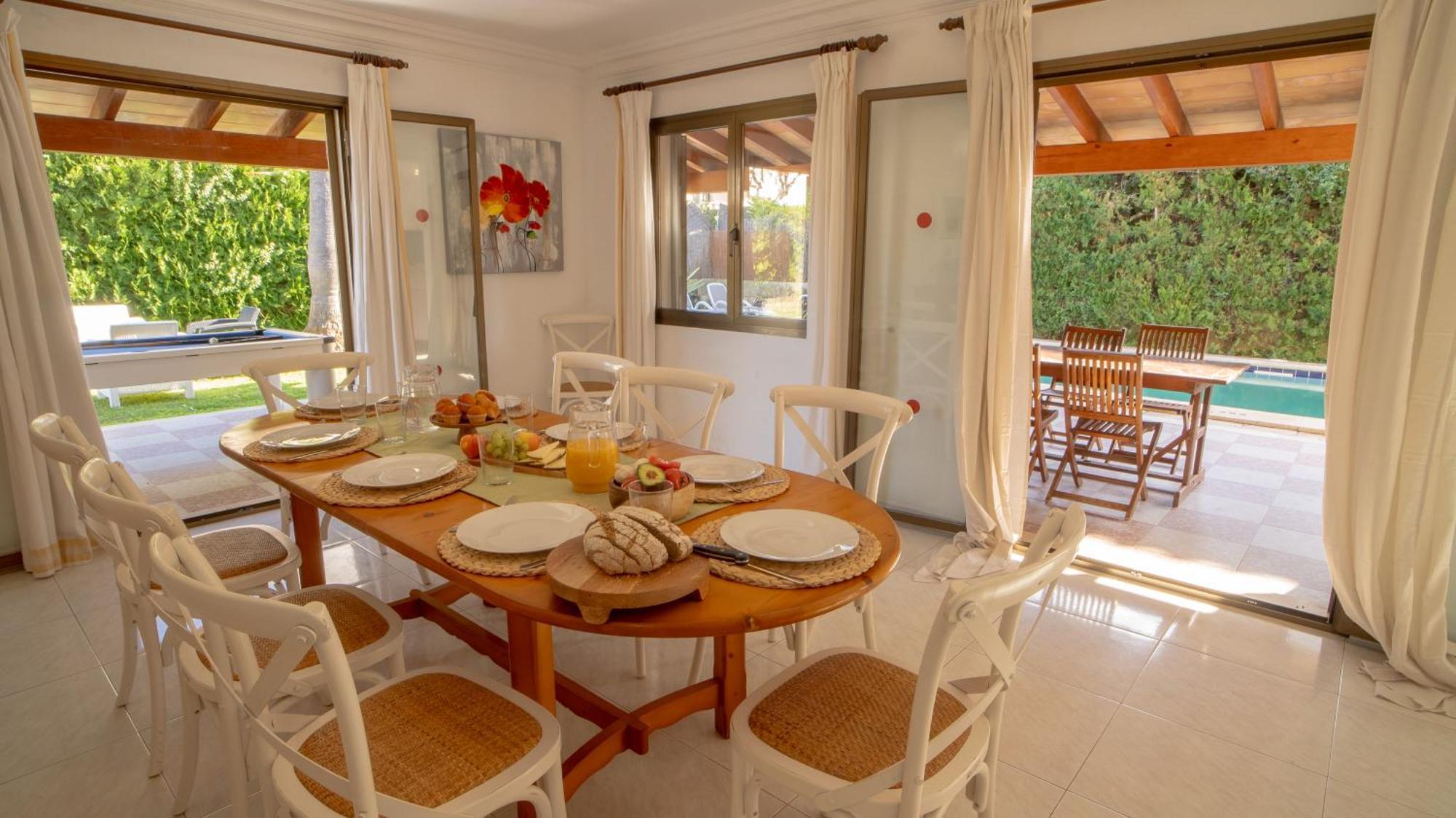 House Llenaire Holiday home *