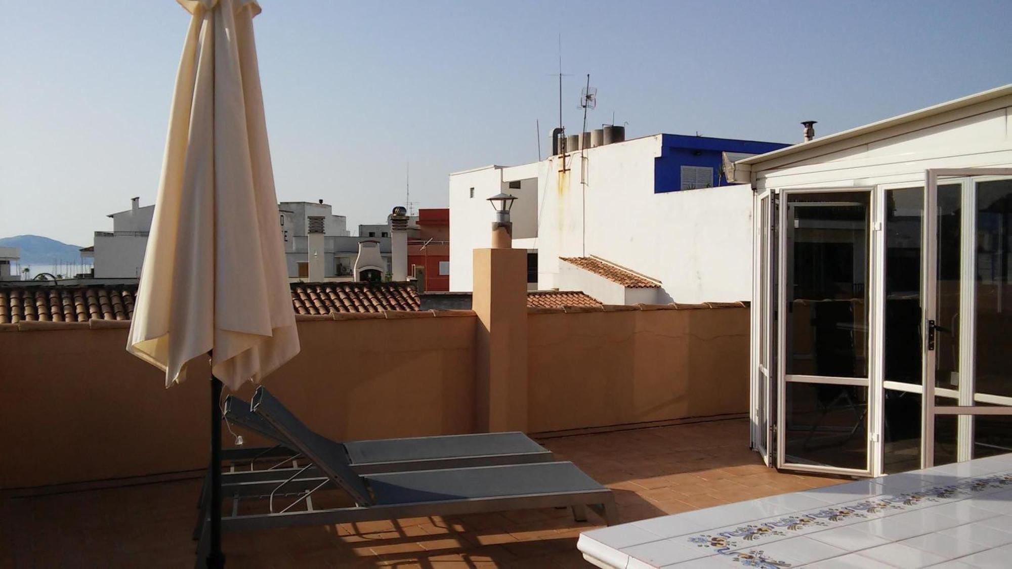 Grosszuegige Mit Grosser Dachterrasse *