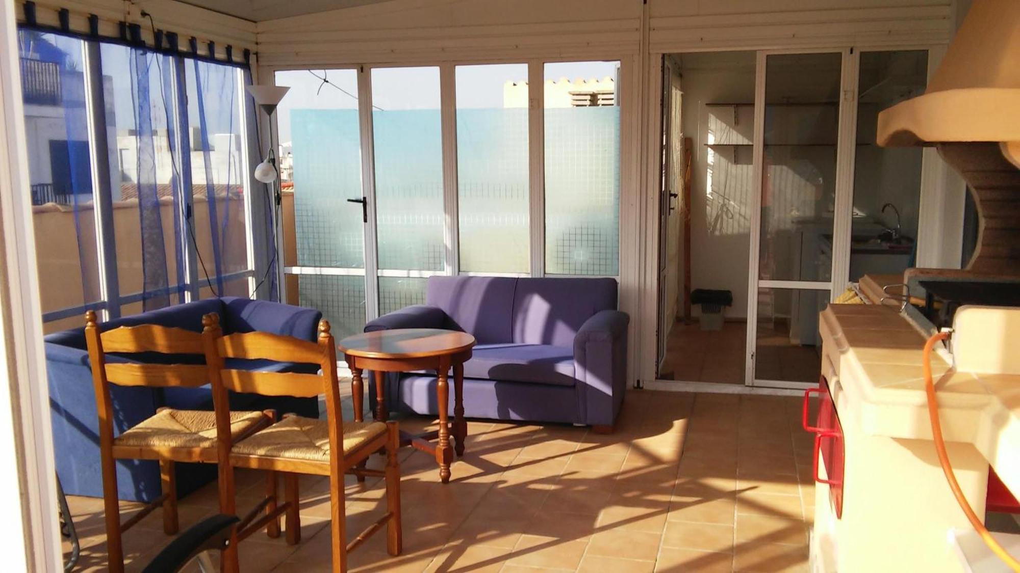 Grosszuegige Mit Grosser Dachterrasse