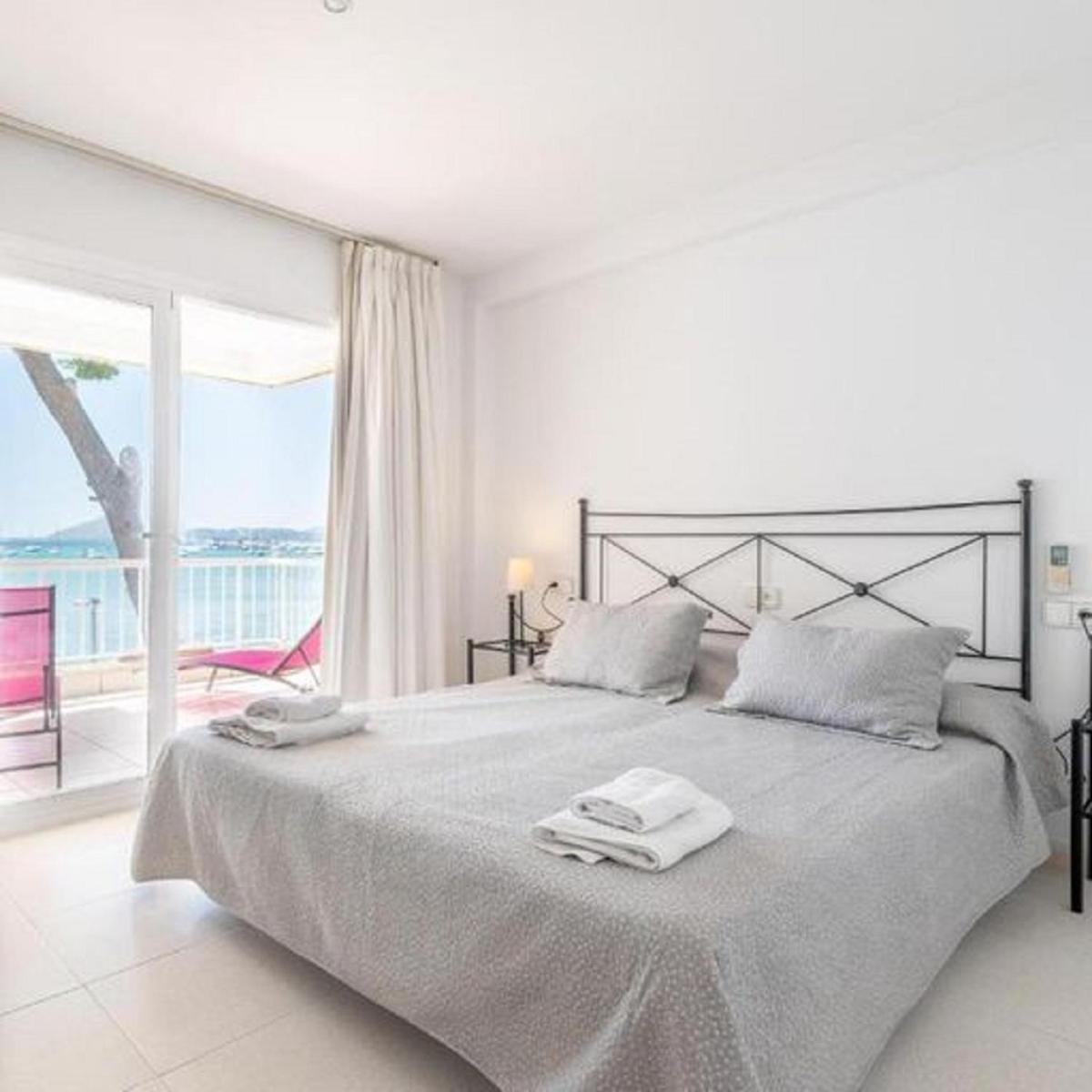 Apartment Catalina 2b Frente Al Mar En Zona Peatonal Con Acceso Directo Al Mar *