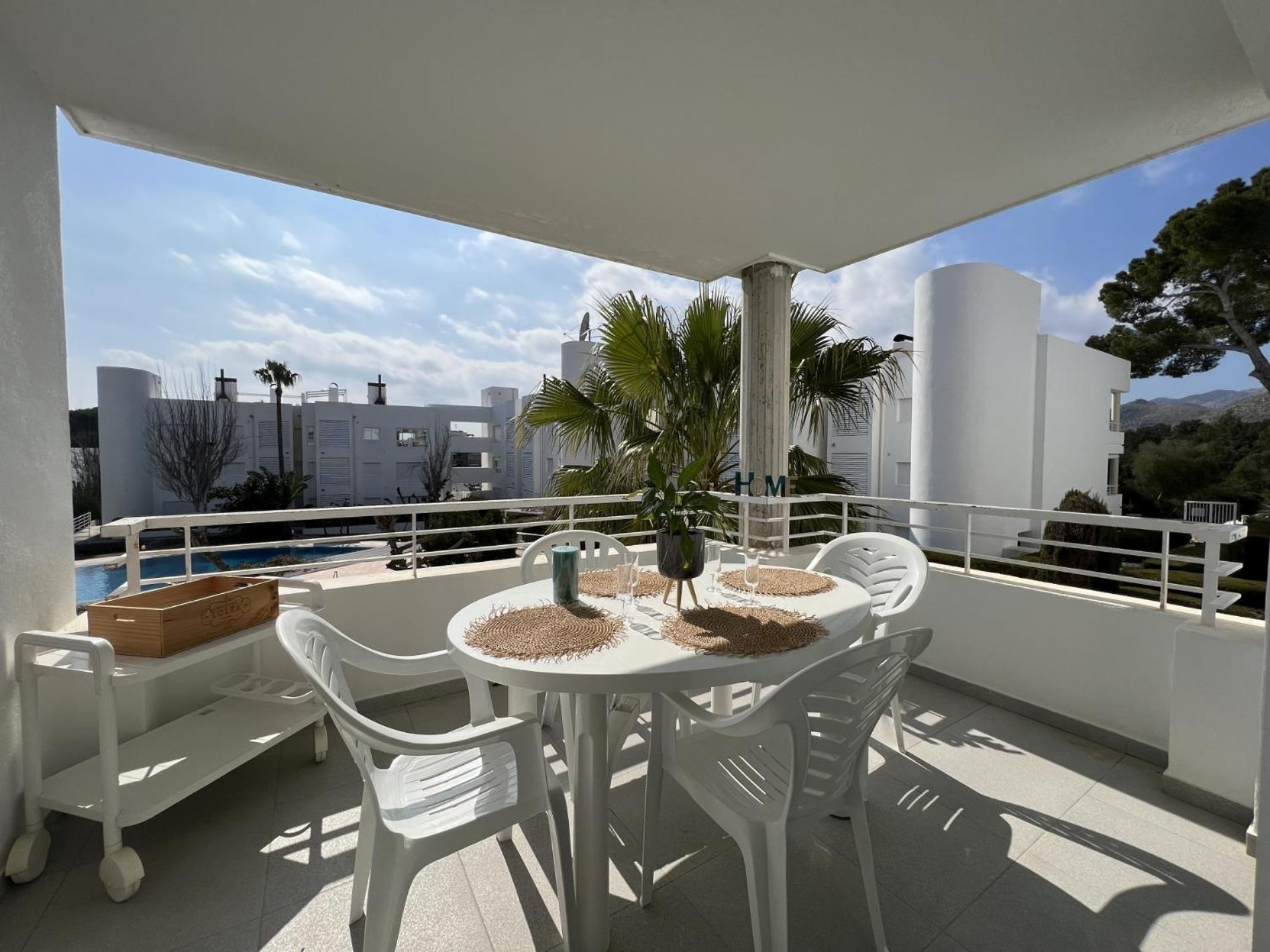 Isholidays Acron Apartment Port de Pollenca