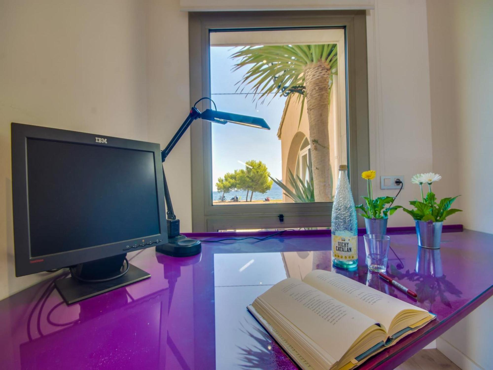 Holiday home Stunning With Private Pool *