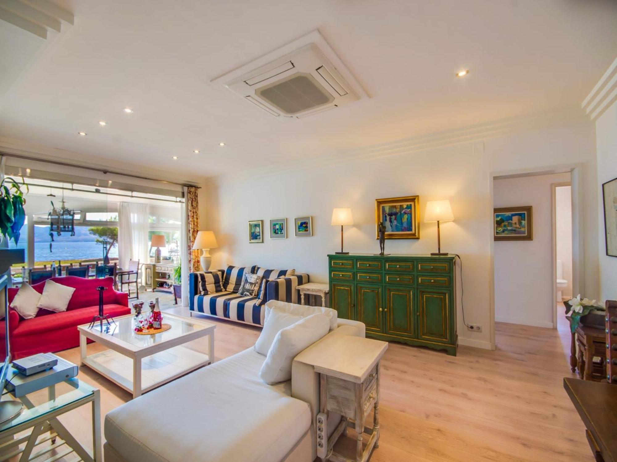 Stunning With Private Pool Holiday home *