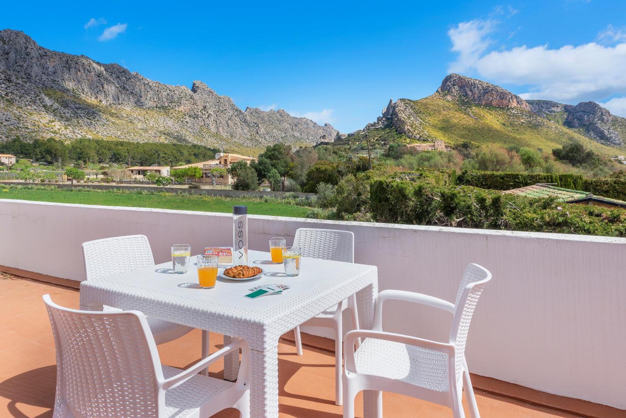D'arbres - Stunning Mountain Views Holiday home *